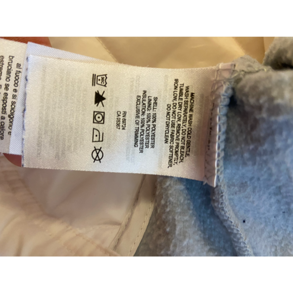 Columbia zipper quilted vest white gray medium M . 100 polyester. - Picture 5 of 5